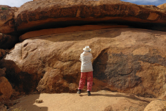 hobby-Geologin bei der Arbeit